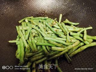 豆角虾仁鸡蛋面的做法步骤:7