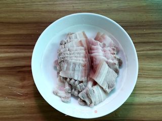 酸菜白肉的做法步骤:6