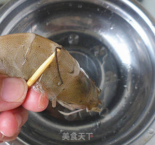 荤菜——花椒煮鲜虾的做法步骤:2