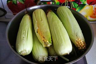 煮嫩玉米的做法步骤:2