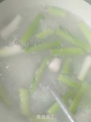 美味鱼片粥的做法步骤:6