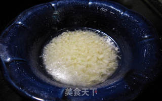 蒜茸烤大茄子的做法步骤:2