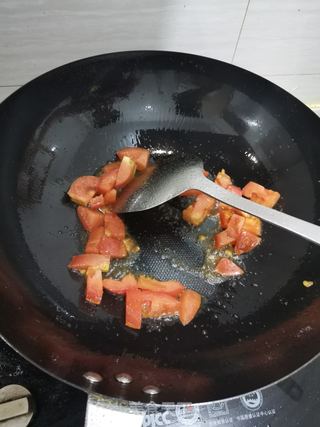 番茄肉丝蛋汤的做法步骤：2