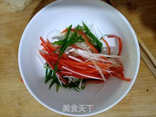 清蒸鲈鱼的做法步骤:3