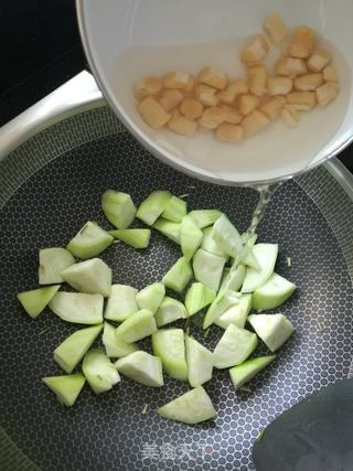 干贝丝瓜蛋汤的做法步骤:4