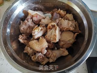 笨鸡炖土豆的做法步骤:3