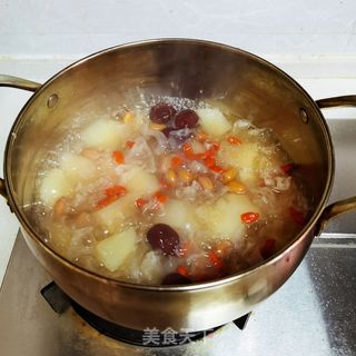 冰糖雪梨银耳汤的做法步骤:9