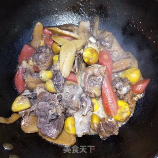 板栗沙茶鸭的做法步骤:11