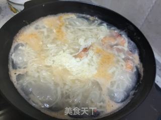 油菜鲜虾手擀面的做法步骤：10