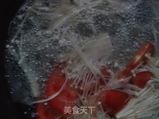 金针菇肉片儿汤的做法步骤:5