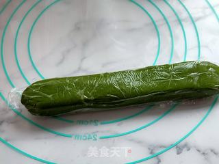 抹茶肉松豆沙酥（螺旋酥）的做法步骤：6