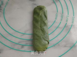 抹茶肉松豆沙酥（螺旋酥）的做法步骤：14