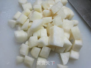 雪梨桃胶的做法步骤：3