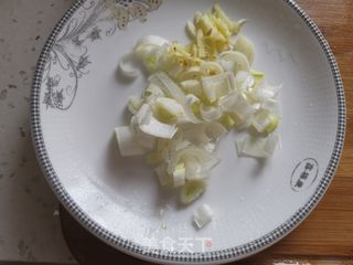 鲜虾肉丝面的做法步骤:4