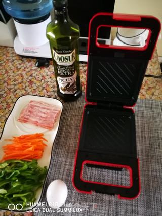 营养早餐   蓝莓酸奶&全麦三明治的做法步骤：8