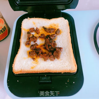 腊肠三明治的做法步骤：4
