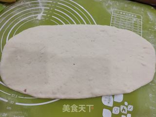 火腿黑芝麻香葱花卷的做法步骤：5