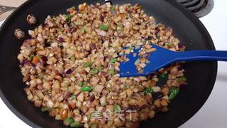溢口香——青椒茄子馅饼的做法步骤:6