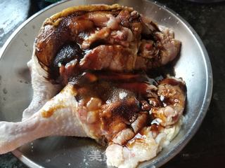 蜜汁鸡腿的做法步骤:2