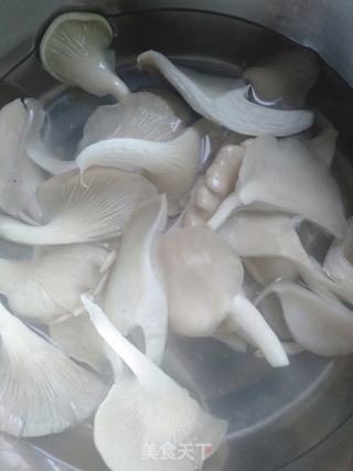 豆腐菌菇汤的做法步骤:4