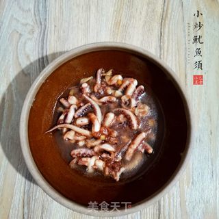 小炒鱿鱼须的做法步骤：6