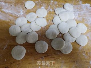 猪肉小白菜馅饺子的做法步骤:8