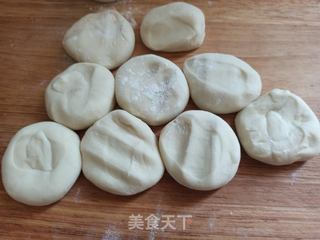 苦菜猪肉包的做法步骤:11