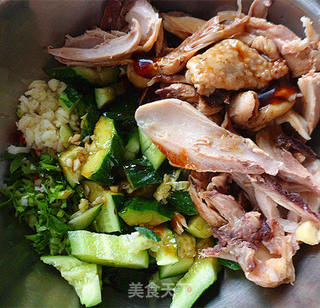 凉拌鸡腿肉的做法步骤:8