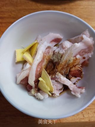 五花肉炒圆白菜的做法步骤:4