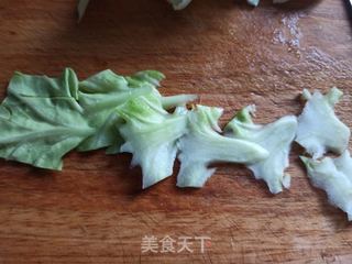 五花肉炒圆白菜的做法步骤:2