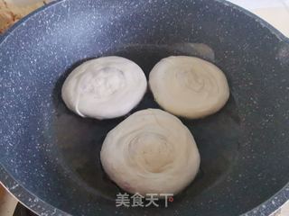 香酥牛肉饼的做法步骤:15