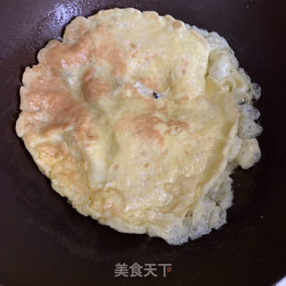 青椒炒鸡蛋火腿的做法步骤：5