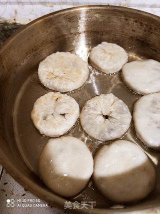 梅干菜烧肉烧饼的做法步骤：11