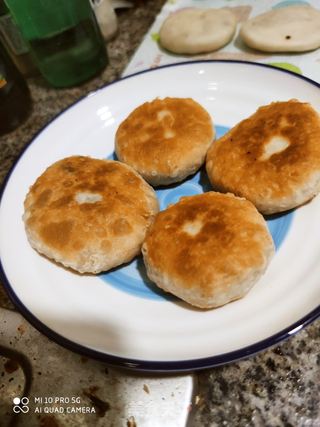 梅干菜烧肉烧饼的做法步骤:14