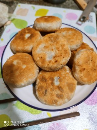 梅干菜烧肉烧饼的做法步骤:15
