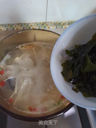龙鱼味噌汤的做法步骤:7