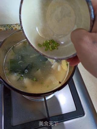 龙鱼味噌汤的做法步骤:9