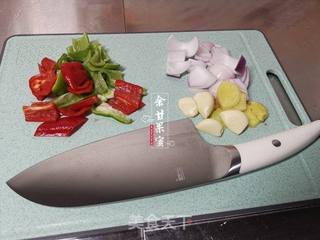 芋头鸡块盖面的做法步骤:2
