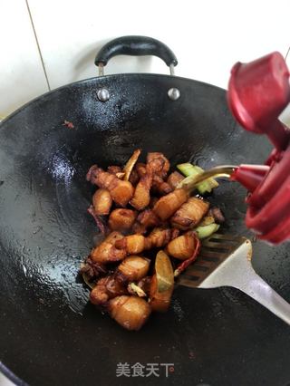 五花肉焖冬笋的做法步骤：8