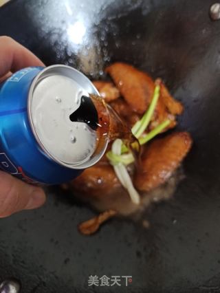 可乐鸡翅的做法步骤:7