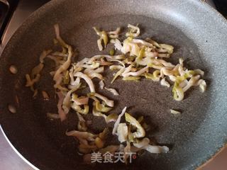 榨菜炒牛肉的做法步骤：5