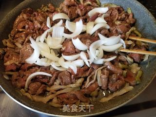 榨菜炒牛肉的做法步骤：7