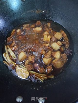 五花肉鹌鹑蛋的做法步骤:5