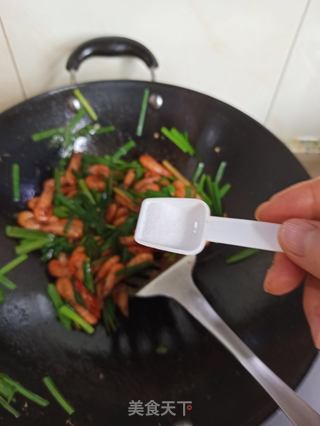 韭菜河虾的做法步骤:9