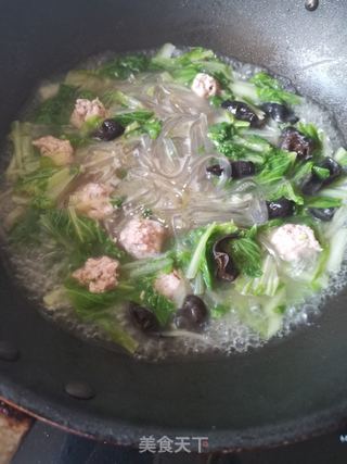 白菜粉条肉丸汤的做法步骤:14