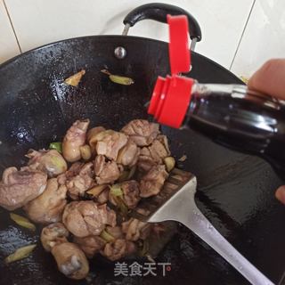 鸡块茶树菇的做法步骤：4