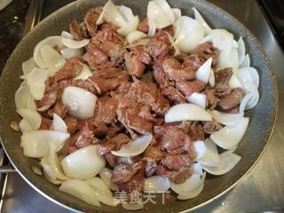 洋葱炒牛肉的做法步骤：4