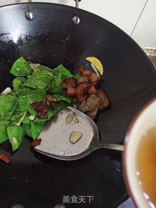 腊肉炒扁豆的做法步骤:10