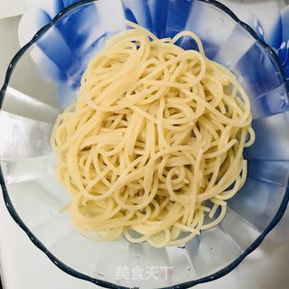 番茄虾仁意面的做法步骤：5