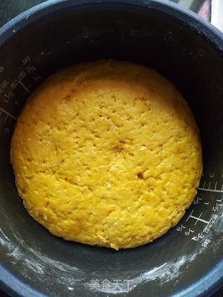 贝贝南瓜馒头的做法步骤:4